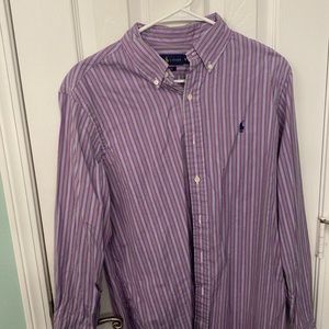 Ralph Lauren men’s button down. Size medium. Gently used. No flaws.